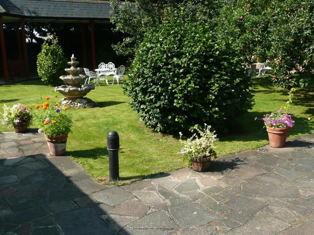 Cottage Guest House Hillingdon Exterior foto